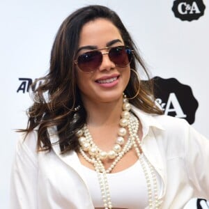 'Queria me mostrar de uma forma diferente. Tentei misturar a bossa nova com a gafieira', explicou Anitta