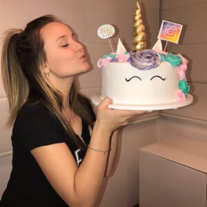 Recentemente, Larissa Manoela comemorou alcance de 11 milhões de seguidores no Instagram