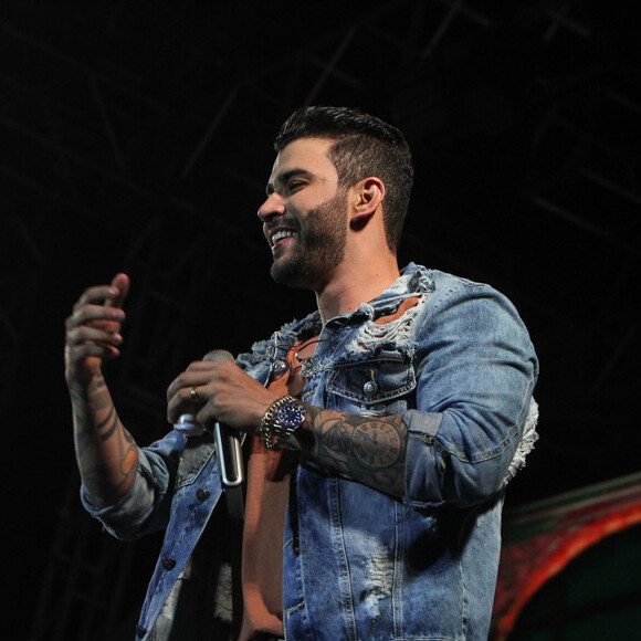 Gusttavo Lima cantou no 'Festeja Niterói', neste domingo, 3 de setembro de 2017