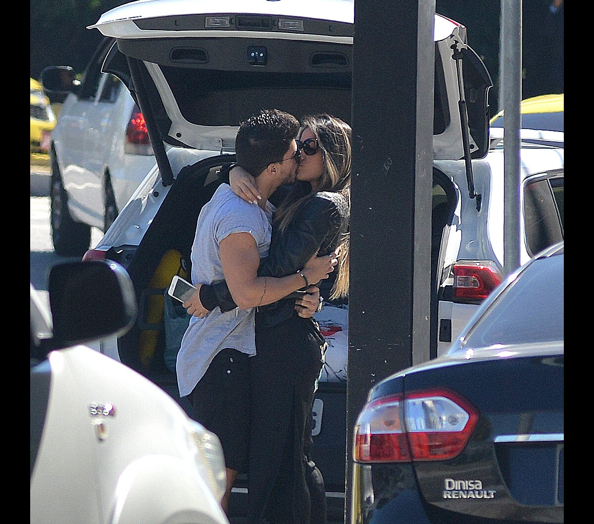 Foto Mayra Cardi Foi Fotografada Trocando Beijos Com Arthur Aguiar Em Aeroporto Carioca