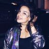 Gabriela Medvedovski, a Keyla de 'Malhação', adora jaquetas moderninhas e cheias de brilho