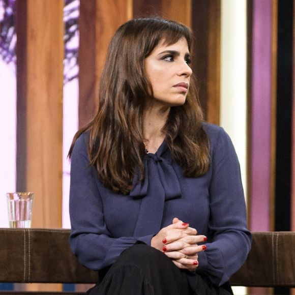 Maria Ribeiro comentou sobre a experiência de ter tomado remédios para perder medidas e botox: 'Já tomei muito remédio para emagrecer, aquele injeçãozinha, só para não me sentir mal'