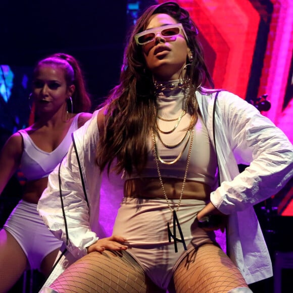 Anitta minimizou as cenas nuas em seu novo clipe, 'Will I See You'