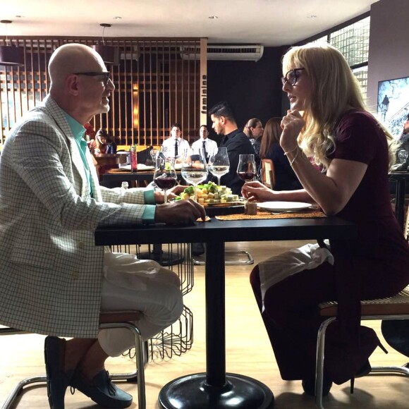 Na novela 'Pega Pega' Pedrinho (Marcos Caruso) e Rubia (Gabriel Sanches) colocam um ponto final na amizade após discussão
