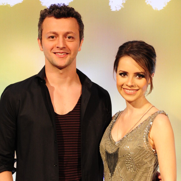 Lucas Lima publicou uma foto com a mulher, Sandy, e a encheu de elogios