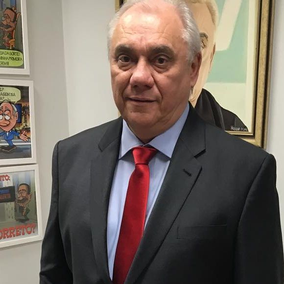 Marcelo Rezende contou que se sentia cansado, indisposto e sem apetite