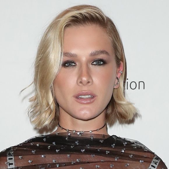 Fiorella Mattheis exibiu o look Dior transparente no baile de gala organizado pela BrazilFoundation, em Nova York, nesta quarta-feira, 13 de setembro de 2017