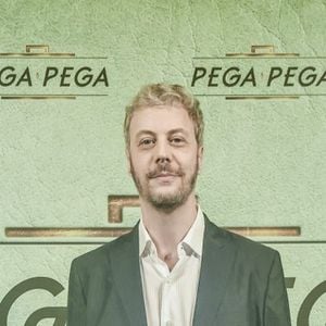 Guilherme Weber, de 'Pega Pega', topou o desafio de participar de um quiz sobre gírias do universo drag