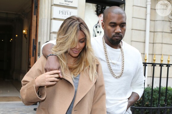 Kim Kardashian e Kanye West terão que se casar primeiro nos Estados Unidos