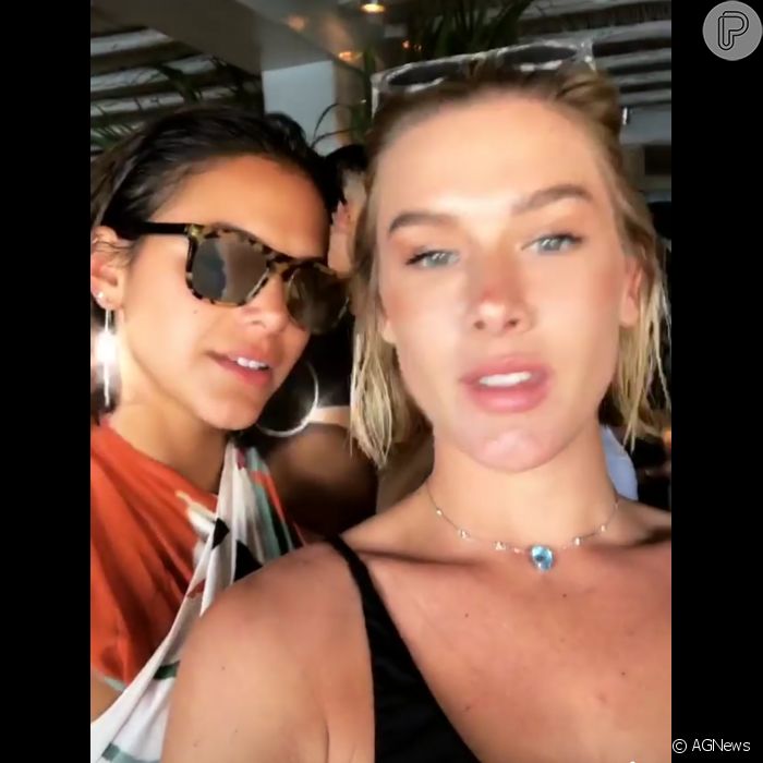 No Início De Setembro Bruna Marquezine Estava Curtindo Férias Em Mykonos Na Grécia Com 