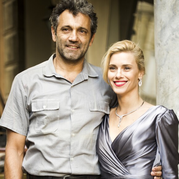 Carolina Dieckmann homenageou Domingos Montagner em seu Instagram. Os dois trabalharam juntos em 'Joia Rara' (2013)