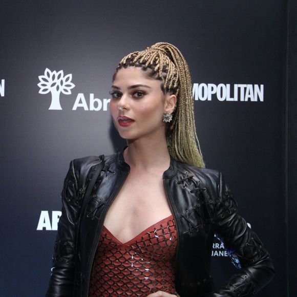 'Eu amo mudar. Eu fiz para um projeto que eu tenho de dança que eu vou rodar na semana que vem', explicou Julianne Trevisol