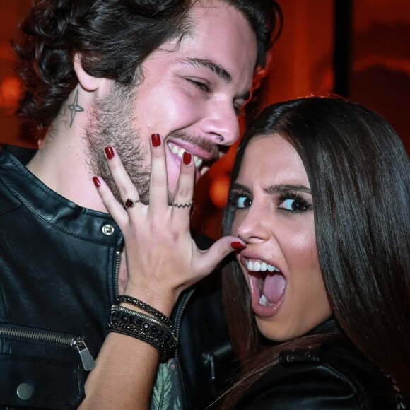 Giovanna Lancellotti é namorada de Gian Luca Ewbank, irmão de Giovanna Ewbank