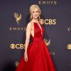 Nicole Kidman brilhou com um longo Calvin Klein na 69ª edição do Emmy Awards, realizada em Los Angeles, na Califórnia, neste domingo, 17 de setembro de 2017