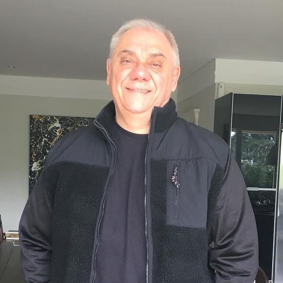 'A cada pessoa que ajoelhou, rezou, pediu, cada mensagem que foi enviada, com todo respeito, com toda solidariedade, quero do fundo do meu coração apenas agradecer o respeito que vocês tiveram comigo e, principalmente, com ele', disse Luciana Lacerda para os fãs de Marcelo Rezende