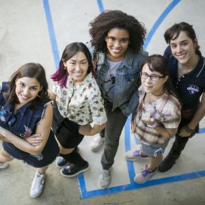 Na novela 'Malhação', o evento Balada Cultural começa unindo os estudantes do Colégio Grupo e Cora Carolina, e agita os ânimos dos adolescentes no capítulo que vai ao ar na quarta-feira, dia 27 setembro de 2017