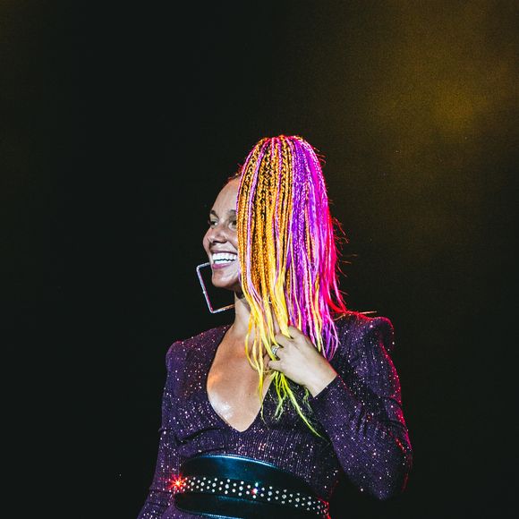 Alicia Keys agradeceu o público brasileiro nesta segunda-feira, 18 de setembro de 2017, após show no Rock in Rio