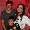 Juliano Knust foi ao Rock in Rio com o marido, Gustavo Machado, e o filho, Mateus, de 8 anos, em 16 de setembro de 2017