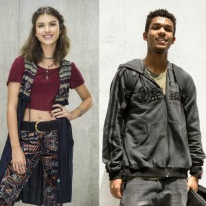 Na novela 'Malhação' Anderson (Juan Paiva) não resiste ao charme de Samantha (Giovanna Grigio), fica com ela e deixa Tina (Ana Hikari) arrasada