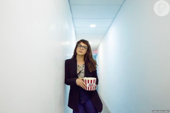 Maria Ribeiro é protagonista do filme 'Como Nossos Pais', em cartaz nos cinemas