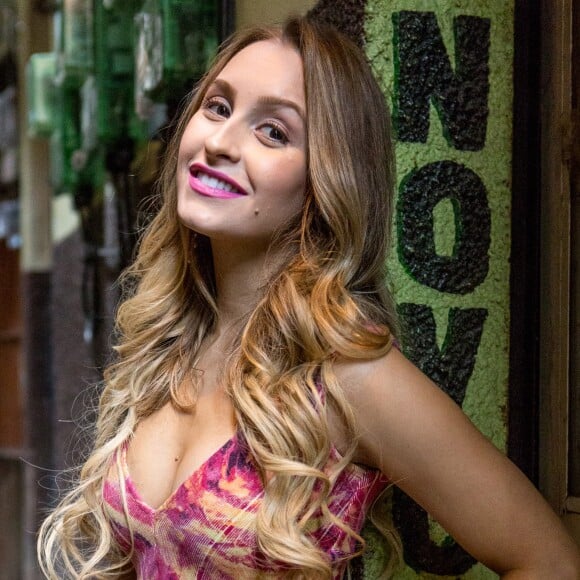 Na novela 'A Força do Querer', Carine (Carla Diaz) é uma taurina focada em ascender socialmente e que vê no relacionamento com Rubinho (Emilio Dantas) a possibilidade de alcançar o conforto e luxo tão sonhados por ela