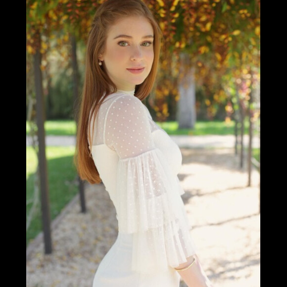 Marina Ruy Barbosa usou um vestido Patricia Bonaldi no casamento civil