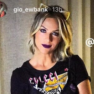 Giovanna Ewbank apostou em uma maquiagem estilo gótica e usou look da marca Colcci