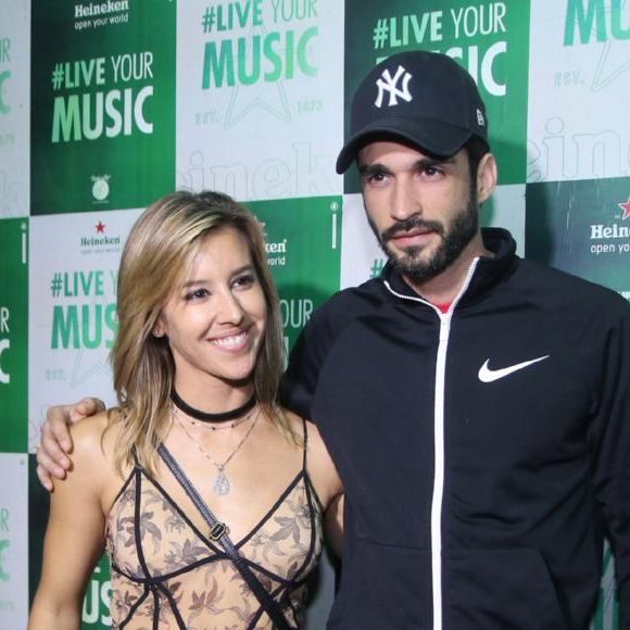 Cristiane Dias posa ao lado de Lucas Franco
