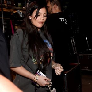 Kylie Jenner está grávida do primeiro filho, fruto do relacionamento com o rapper Travis Scott