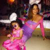 Mariah Carey recentemente declarou que sua filha fará uma participação especial em seu novo CD, já que a cantora afirma que os gêmeos possuem talento para cantar