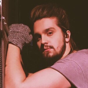 Luan Santana, no Instagram, ainda pediu desculpas para os músicos do metal