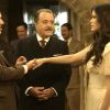 Fernão (Jayme Matarazzo) pede Maria Vitória (Vitória Strada) em casamento diante de Inácio (Bruno Cabrerizo), na novela 'Tempo de Amar'