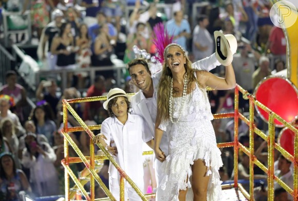 Grávida, Ivete Sangalo anunciou que está fora do Carnaval 2018