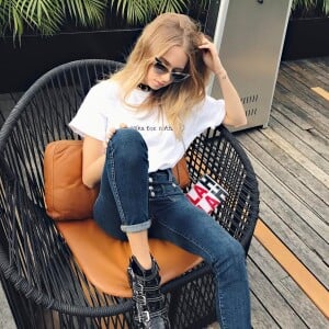 Isabella Scherer dá dica de como montar um look: 'Eu escolho de cara uma peça que eu quero usar, aí depois eu monto todo o visual de acordo com aquela roupa'