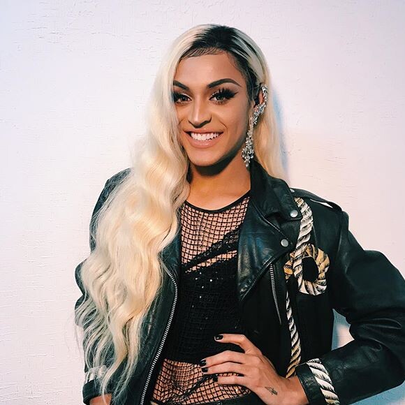 Pabllo Vittar elege 'K.O' como divisor de águas de sua carreira: 'Foi o sucesso que o pessoal do Brasil inteiro me conheceu. Fico muito feliz com isso'