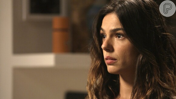Ritinha (Isis Valverde) vai visitar Zeca (Marco Pigossi) no hospital, na novela 'A Força do Querer'