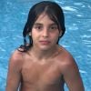Gabriel, filho de Astrid Fontenelle, se divertiu na piscina ao lado de Marcelo durante a festa de aniversário
