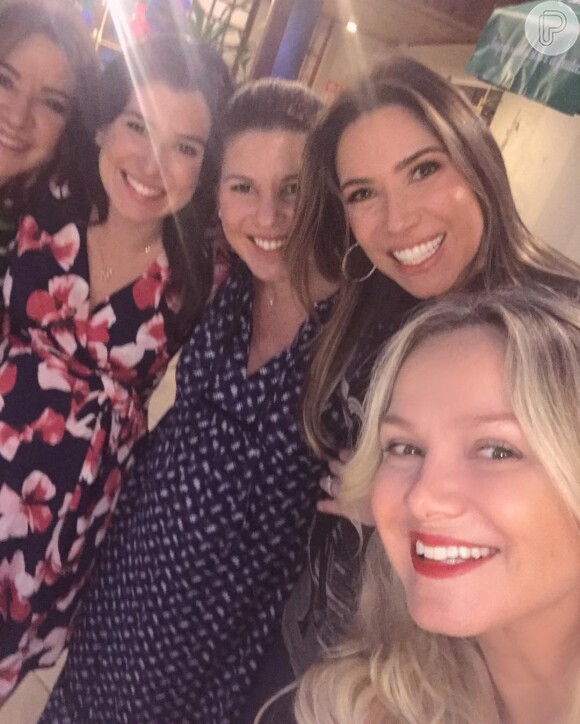 Eliana celebra encontro com as filhas e a mulher de Silvio Santos, em 1 de outubro de 2017