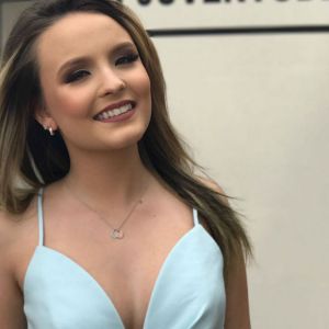 Larissa Manoela se retrata após correção da UNESCO por título recebido nesta segunda-feira, dia 02 de outubro de 2017