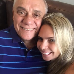 Luciana Lacerda, namorada  de Marcelo Rezende fez compras no cartão do jornalista e explicou: 'Ele autorizou'
