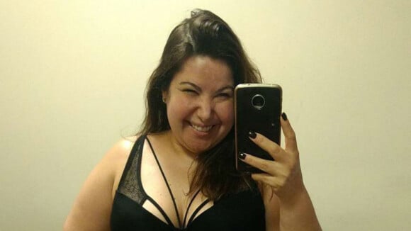 Mariana Xavier descarta photoshop em foto de lingerie: 'Neurose não'
