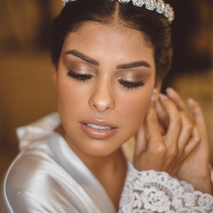 Ex-BBB Munik Nunes se casou em Fortaleza com um vestido de R$ 40 mil