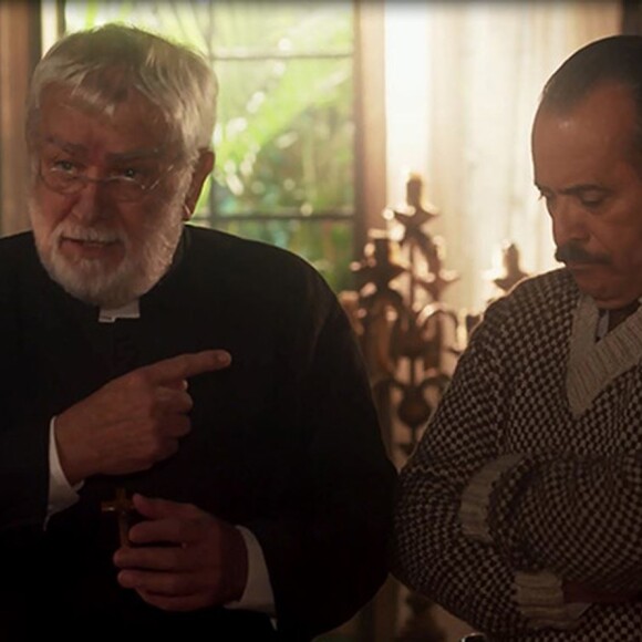 José Augusto (Tony Ramos) rejeitou Maria Vitória (Vitória Strada) e a mandou para um convento contra sua vontade, quando descobriu a gravidez da filha, na novela 'Tempo de Amar'