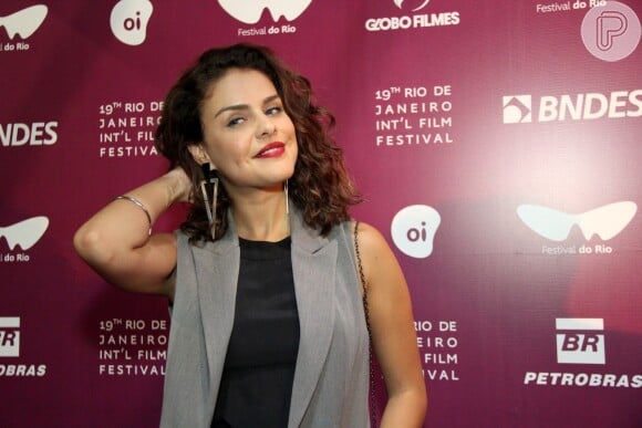 Paloma Bernardi mostrou o novo visual no Festival do Rio na sexta-feira, 6 de outubro de 2017