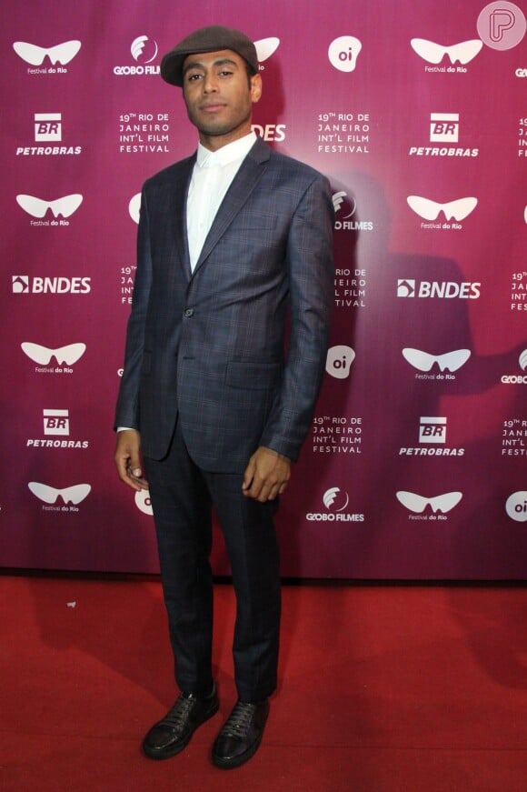 Ícaro Silva prestigiou a exibição do filme 'Anjos da Lapa' no Festival do Rio na noite de sexta-feira, 7 de outubro de 2017