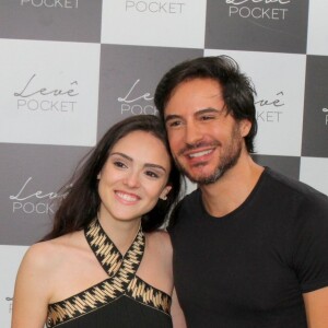 Isabelle Drummond é prestigiada por Ricardo Tozzi