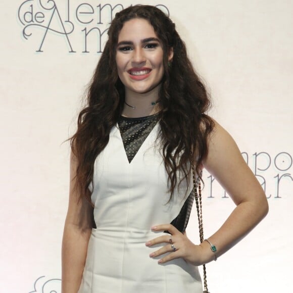 Lívian Aragão mantém discrição em namoro com DJ José Marcos