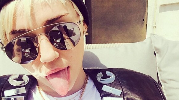 Miley Cyrus se recupera de reação alérgica e volta a viajar com a Bangerz Tour