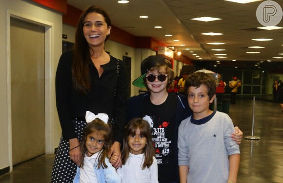 Giovanna Antonelli levou os filhos ao espetáculo 'Disney On Ice', no sábado, 3 de maio de 2014