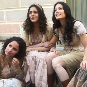 Maria Vitória (Vitória Strada) então vai atrás de Helena (Jessika Alves), Felícia (Amanda de Godoi) e Natália (Giulia Gayoso), que estarão no bordel, na novela 'Tempo de Amar'